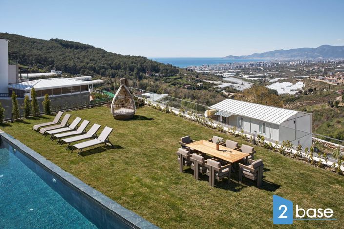 Image No.3-5 Bed Villa for sale