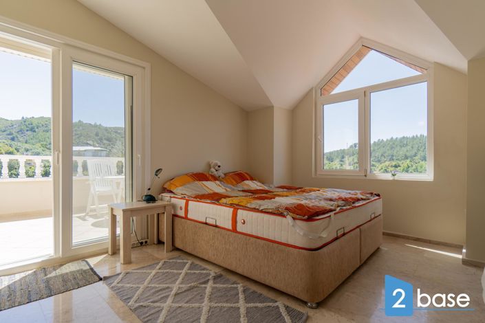 Image No.49-3 Bed Penthouse for sale