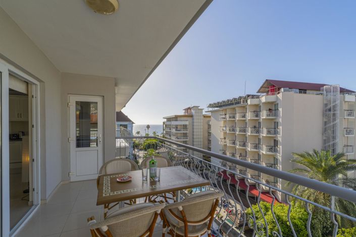 Image No.23-3 Bed Apartment for sale