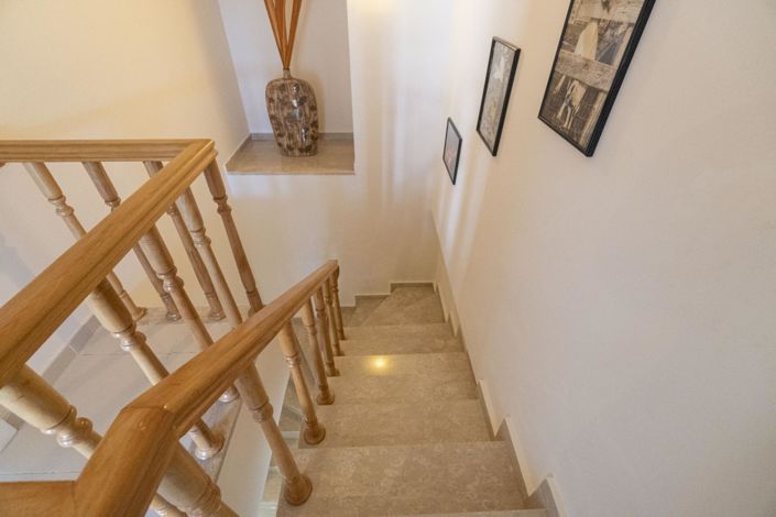 Image No.29-3 Bed Apartment for sale