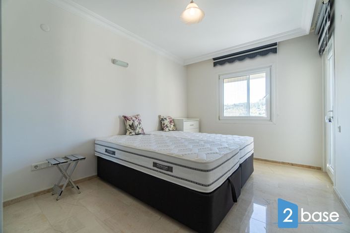 Image No.25-2 Bed Apartment for sale