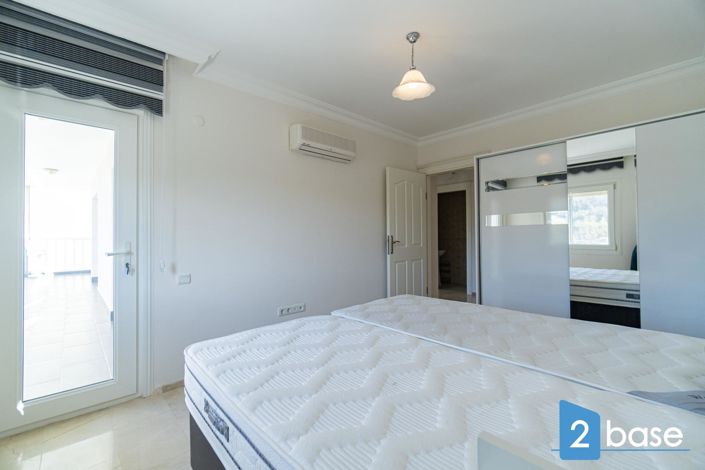 Image No.26-2 Bed Apartment for sale