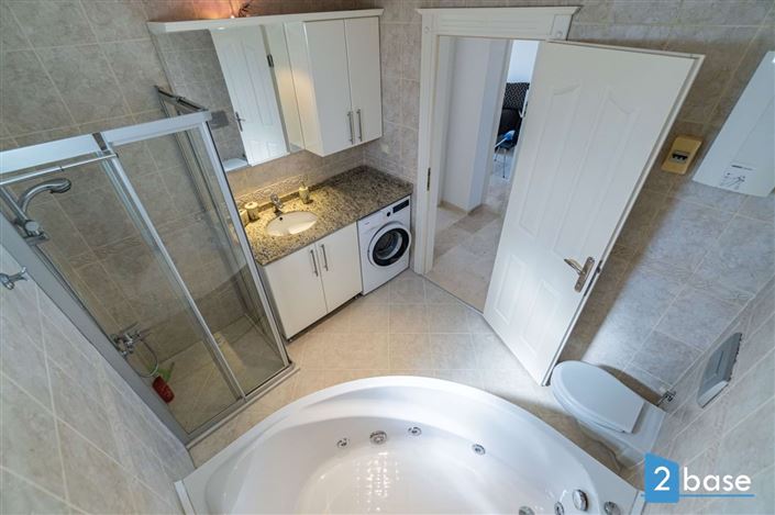 Image No.28-2 Bed Apartment for sale