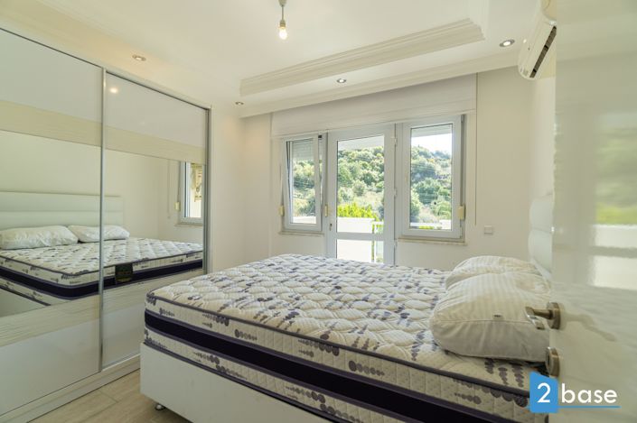 Image No.21-3 Bed Penthouse for sale