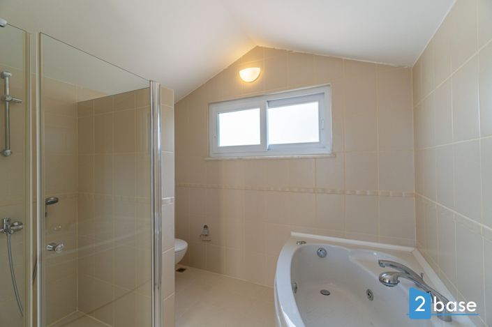 Image No.27-3 Bed Penthouse for sale