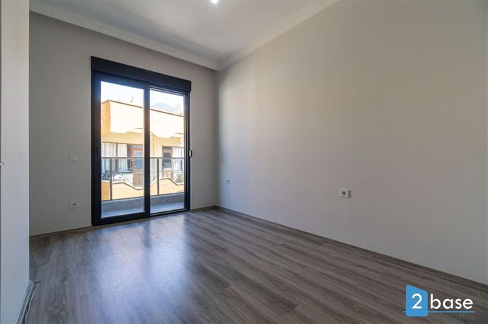 Image No.14-4 Bed Penthouse for sale