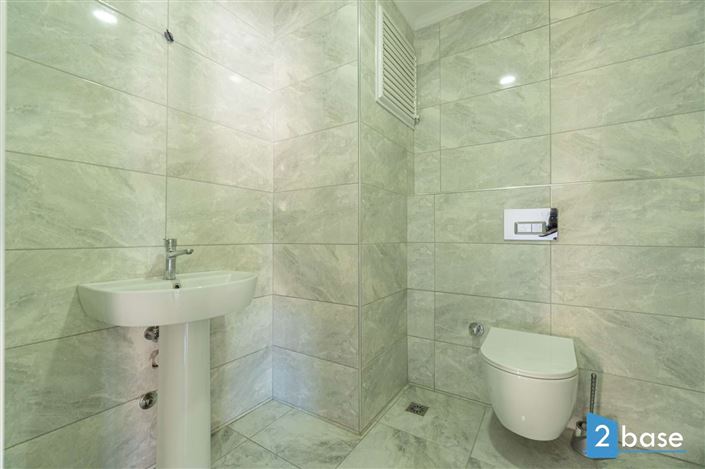 Image No.16-4 Bed Penthouse for sale