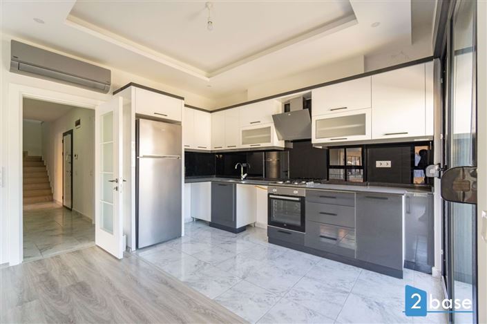 Image No.9-4 Bed Penthouse for sale