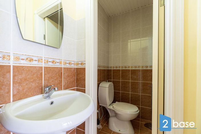 Image No.16-2 Bed Apartment for sale