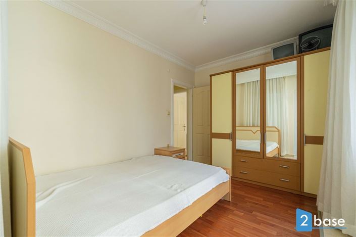 Image No.20-2 Bed Apartment for sale