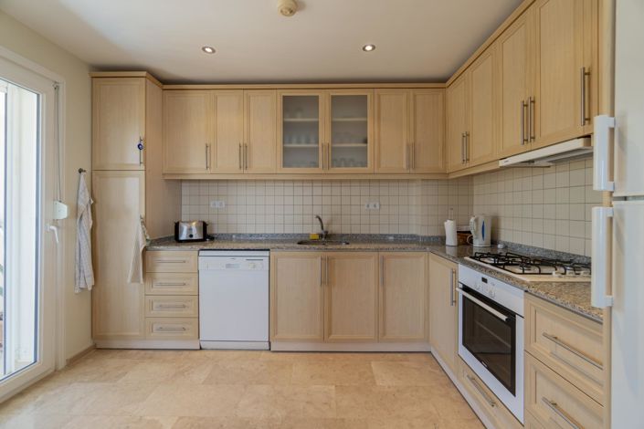 Image No.20-3 Bed Penthouse for sale