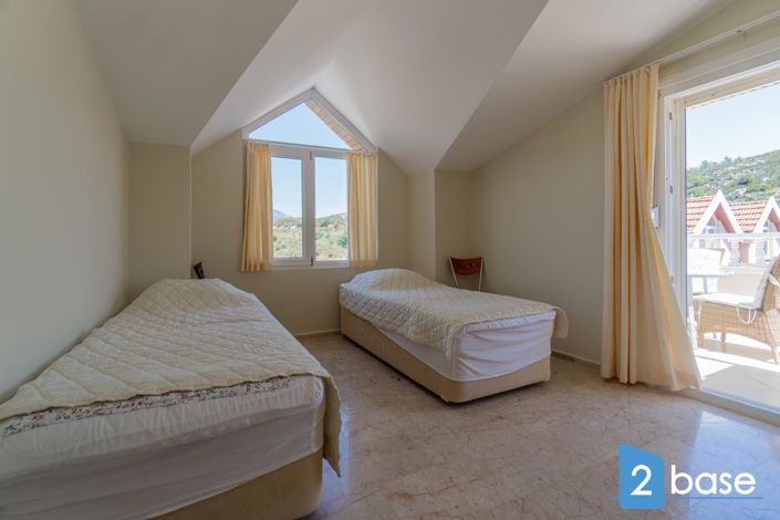 Image No.50-3 Bed Penthouse for sale