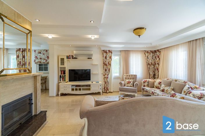 Image No.17-4 Bed Villa for sale