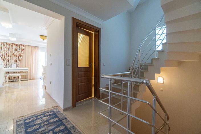 Image No.24-4 Bed Villa for sale