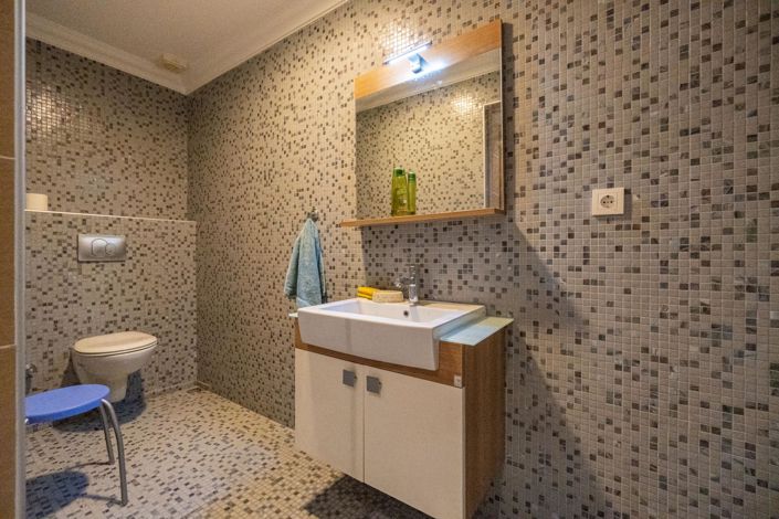 Image No.26-4 Bed Villa for sale