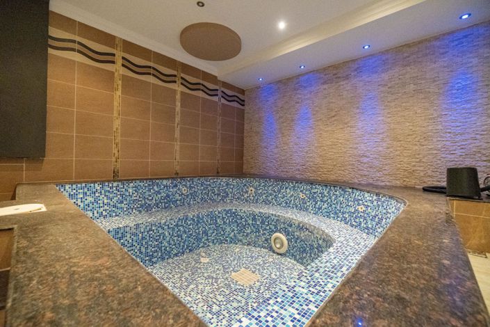 Image No.28-4 Bed Villa for sale