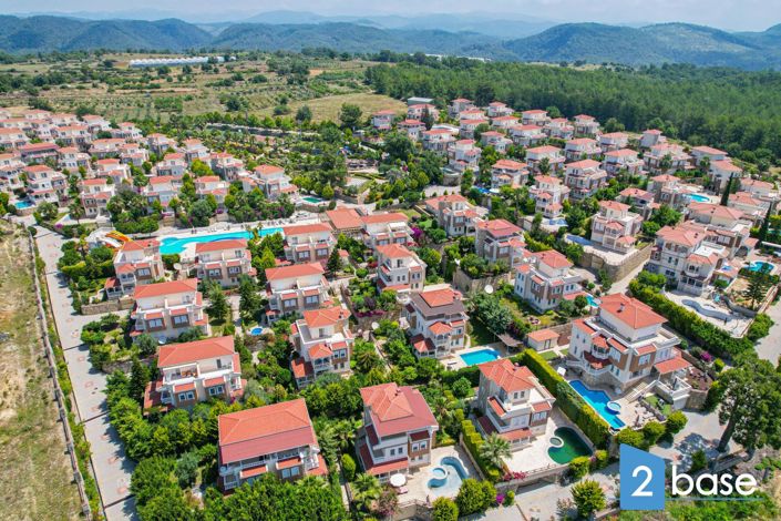 Image No.10-4 Bed Villa for sale