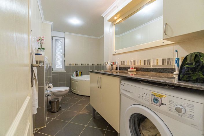 Image No.21-2 Bed Apartment for sale