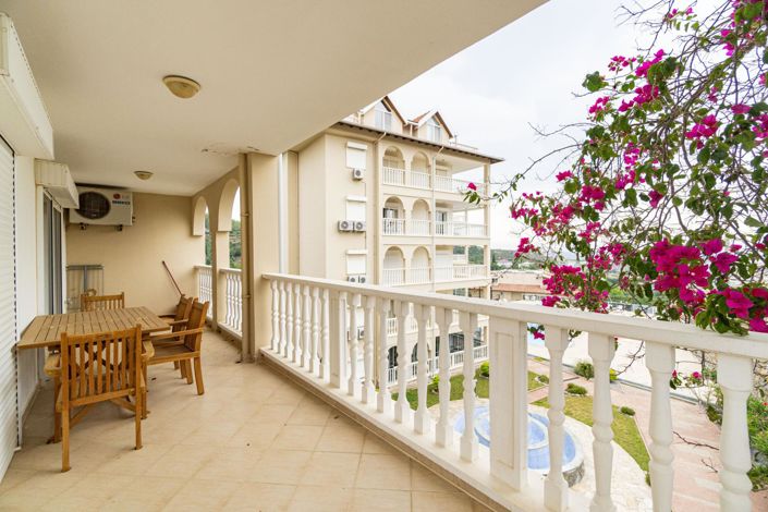 Image No.12-2 Bed Apartment for sale