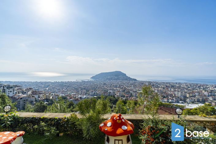 Image No.14-3 Bed Penthouse for sale