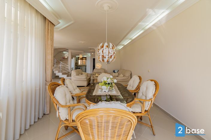 Image No.17-3 Bed Penthouse for sale