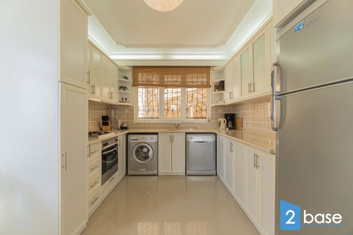 Image No.19-3 Bed Penthouse for sale