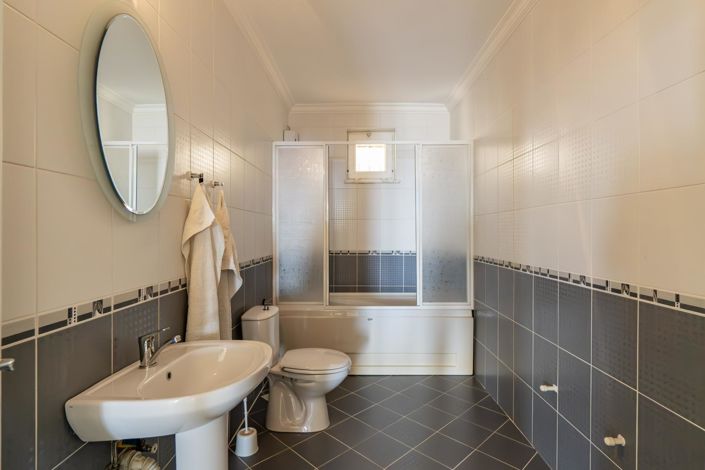 Image No.26-3 Bed Penthouse for sale