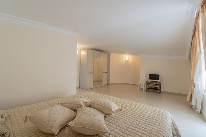 Image No.29-3 Bed Penthouse for sale