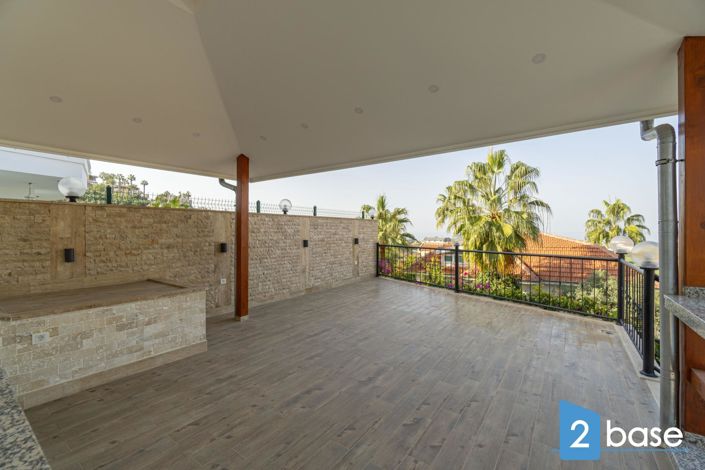 Image No.13-4 Bed Villa for sale