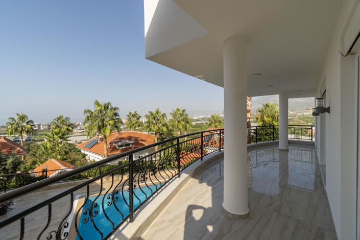 Image No.42-4 Bed Villa for sale