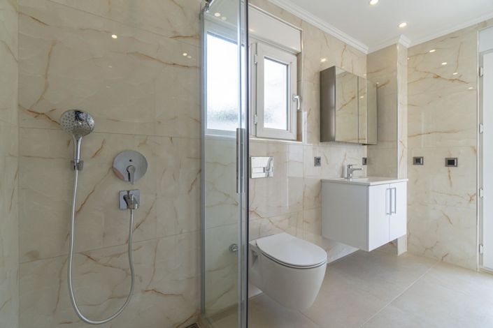 Image No.45-4 Bed Villa for sale