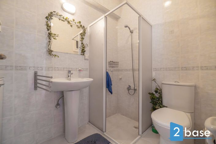 Image No.31-2 Bed Apartment for sale