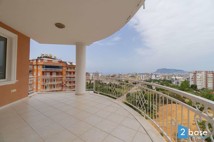 Image No.14-2 Bed Apartment for sale