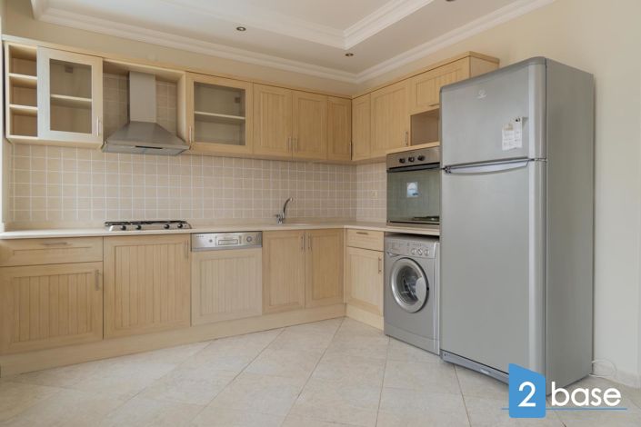 Image No.16-2 Bed Apartment for sale