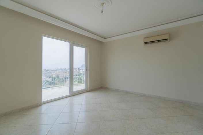 Image No.26-2 Bed Apartment for sale