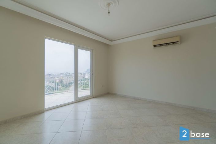 Image No.26-2 Bed Apartment for sale