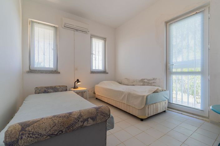 Image No.27-3 Bed Apartment for sale