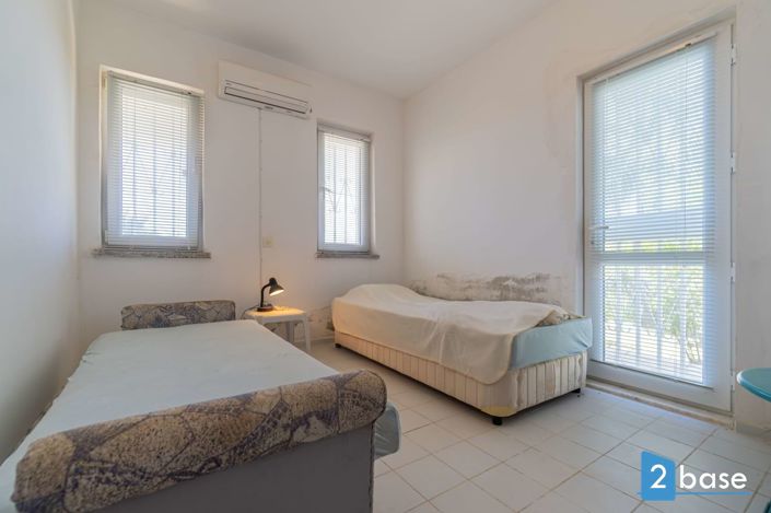 Image No.27-3 Bed Apartment for sale