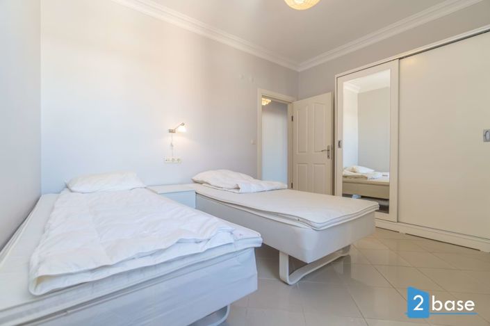 Image No.25-2 Bed Apartment for sale