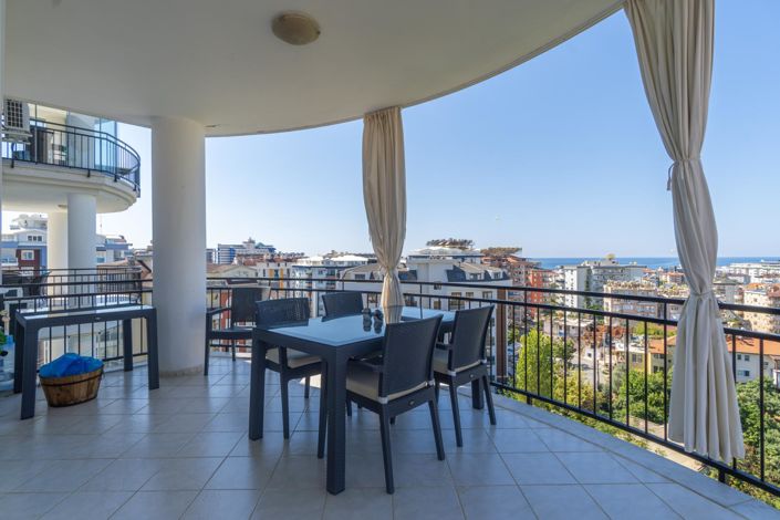 Image No.28-2 Bed Apartment for sale