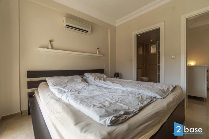 Image No.18-3 Bed Apartment for sale