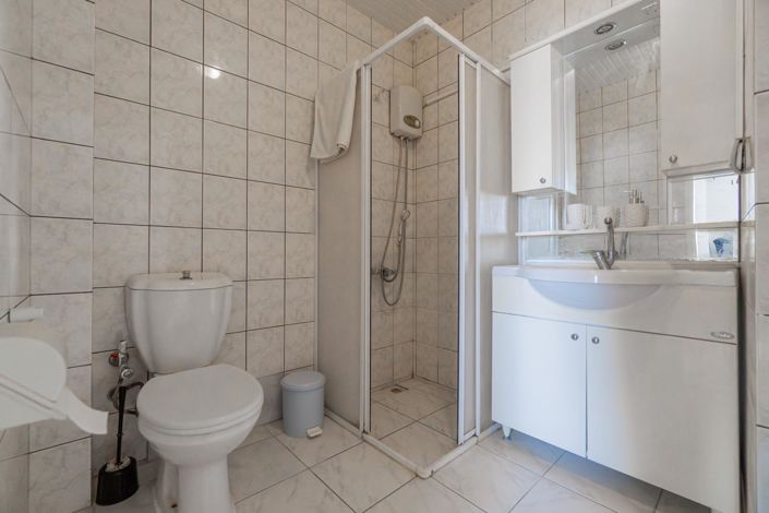 Image No.24-2 Bed Apartment for sale