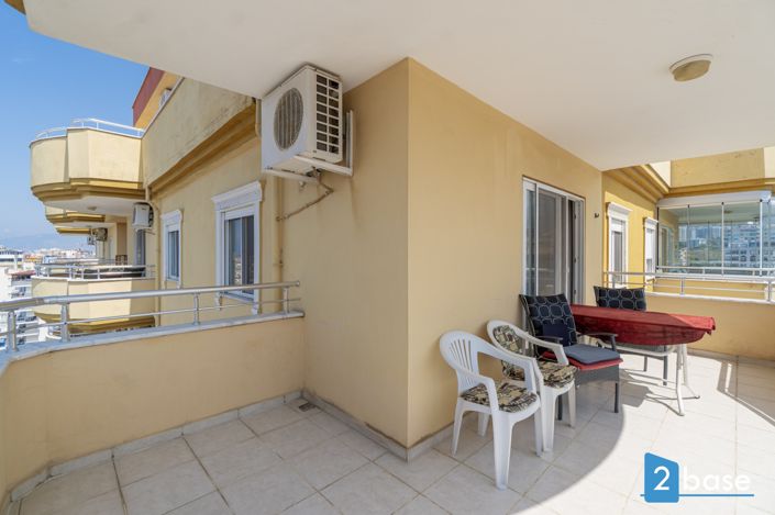 Image No.20-4 Bed Penthouse for sale