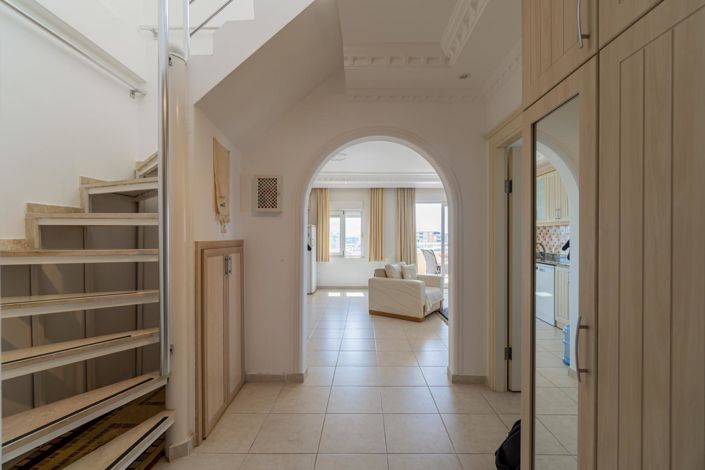 Image No.24-4 Bed Penthouse for sale