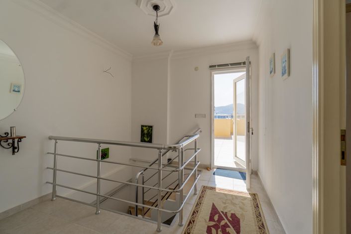 Image No.38-4 Bed Penthouse for sale