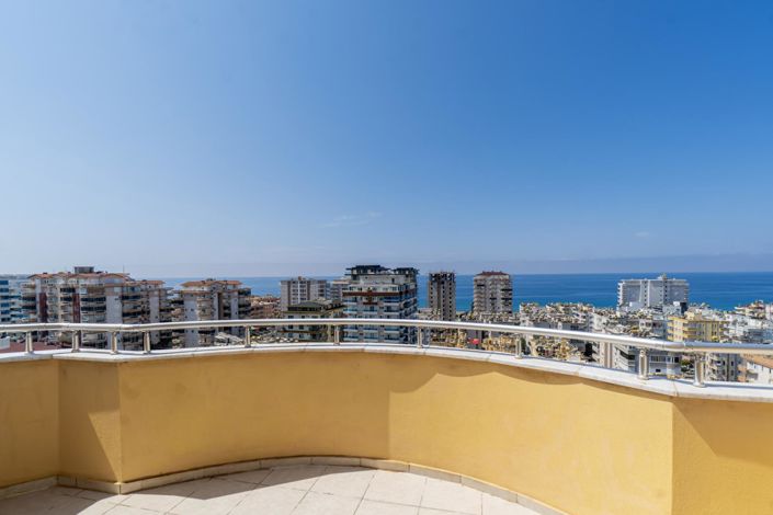 Image No.46-4 Bed Penthouse for sale