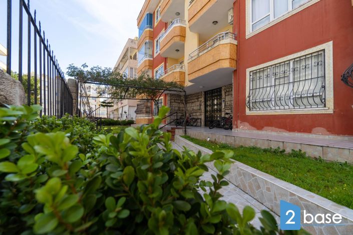 Image No.10-3 Bed Apartment for sale