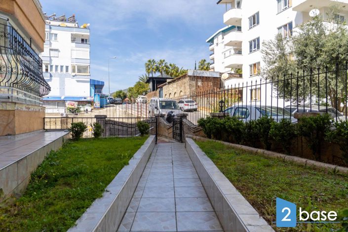 Image No.11-3 Bed Apartment for sale