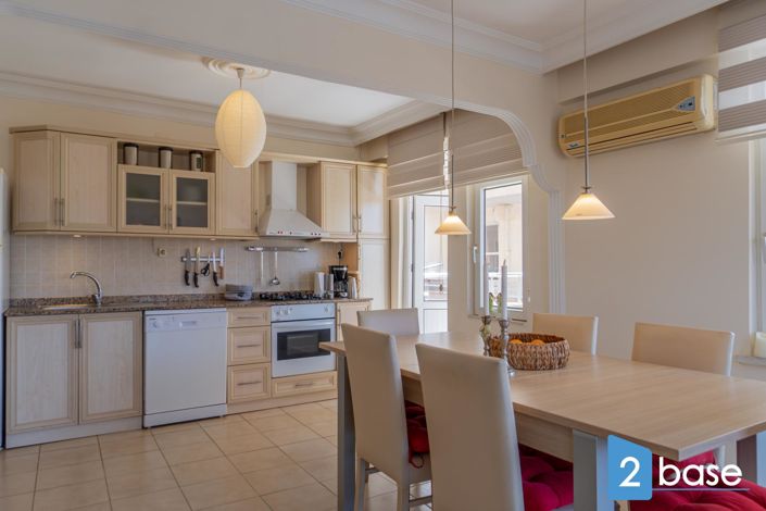 Image No.16-3 Bed Apartment for sale