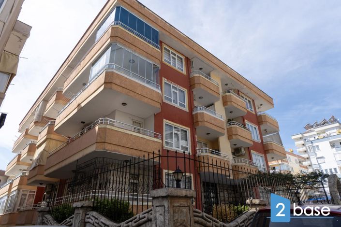 Image No.18-3 Bed Apartment for sale